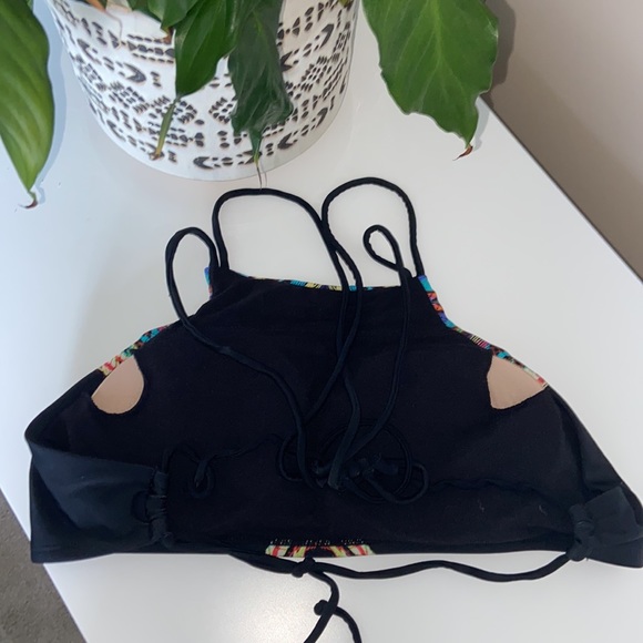 Bikini village halter style bikini (top and bottom) - Picture 3 of 5